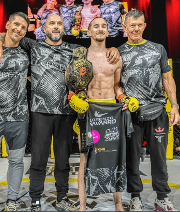 Lorenzo Navarro s'empare de la ceinture Cage Warriors